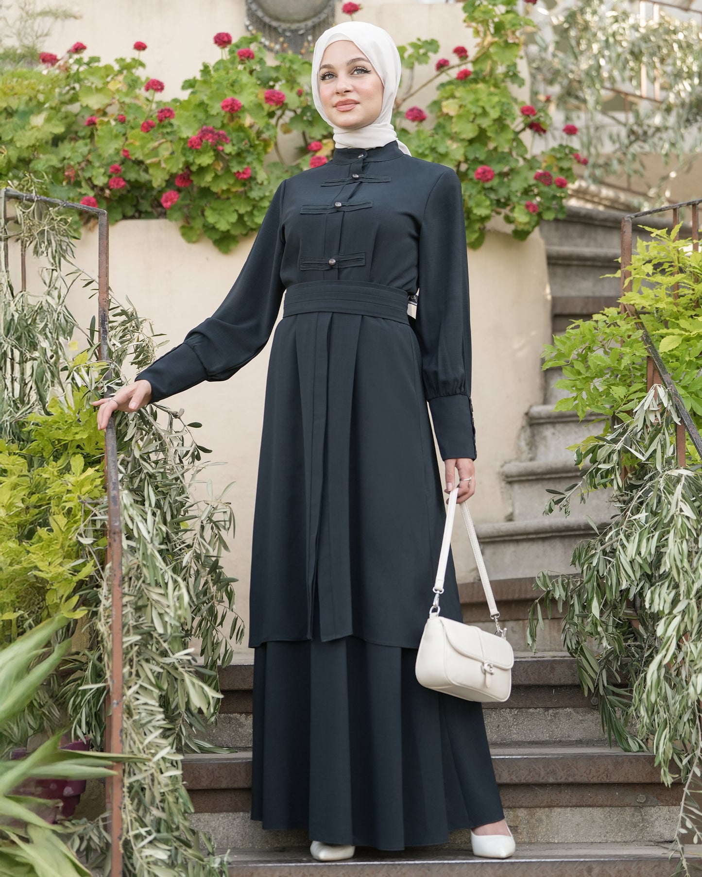 Elegant Skirt Set with Refined Details:11430