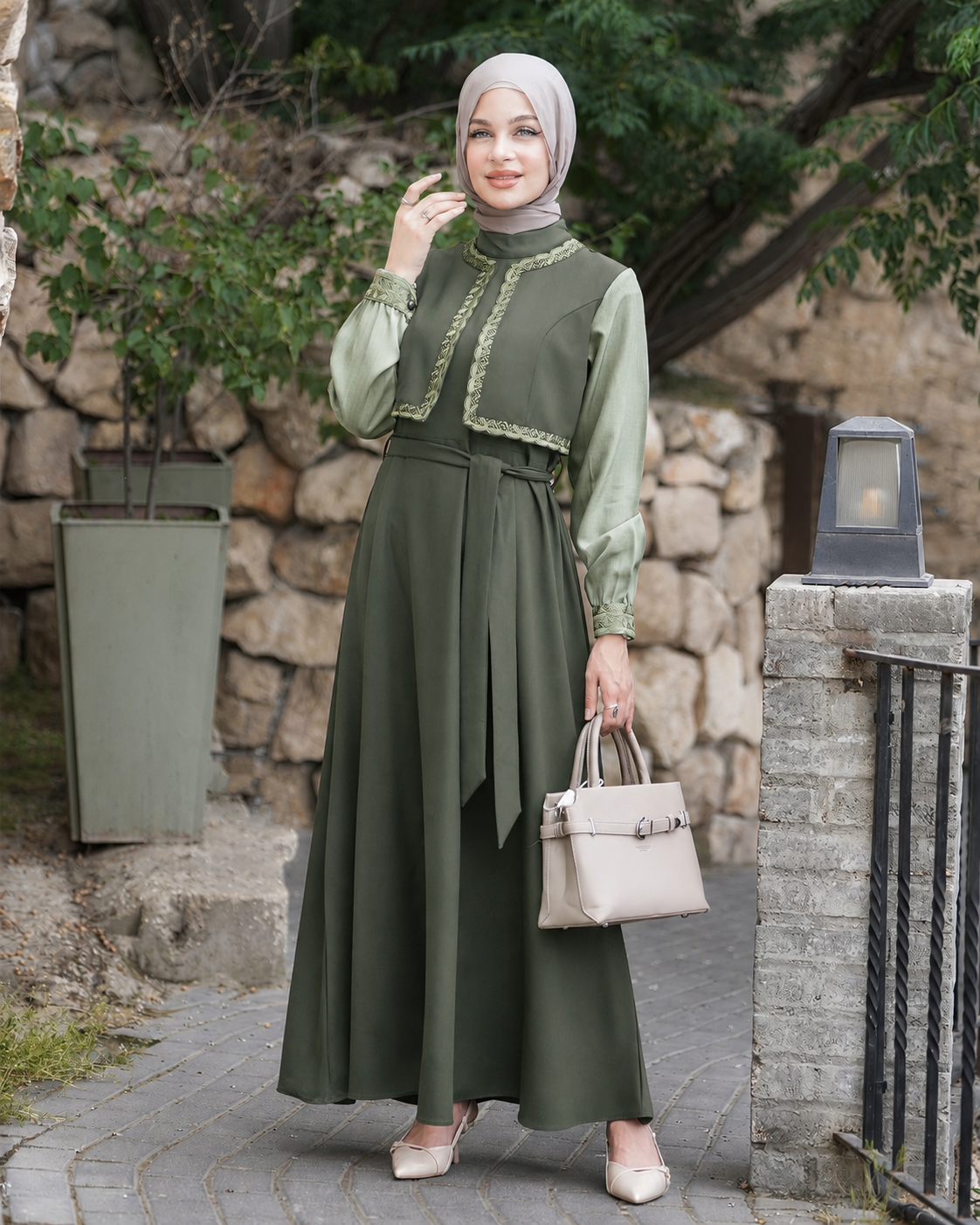 Elegant Embroidered Dress with Luxe Details:11550