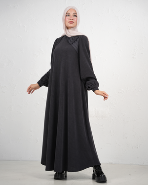 Flowy Jilbab with Side Pleats and Long Sleeves - Charcoal