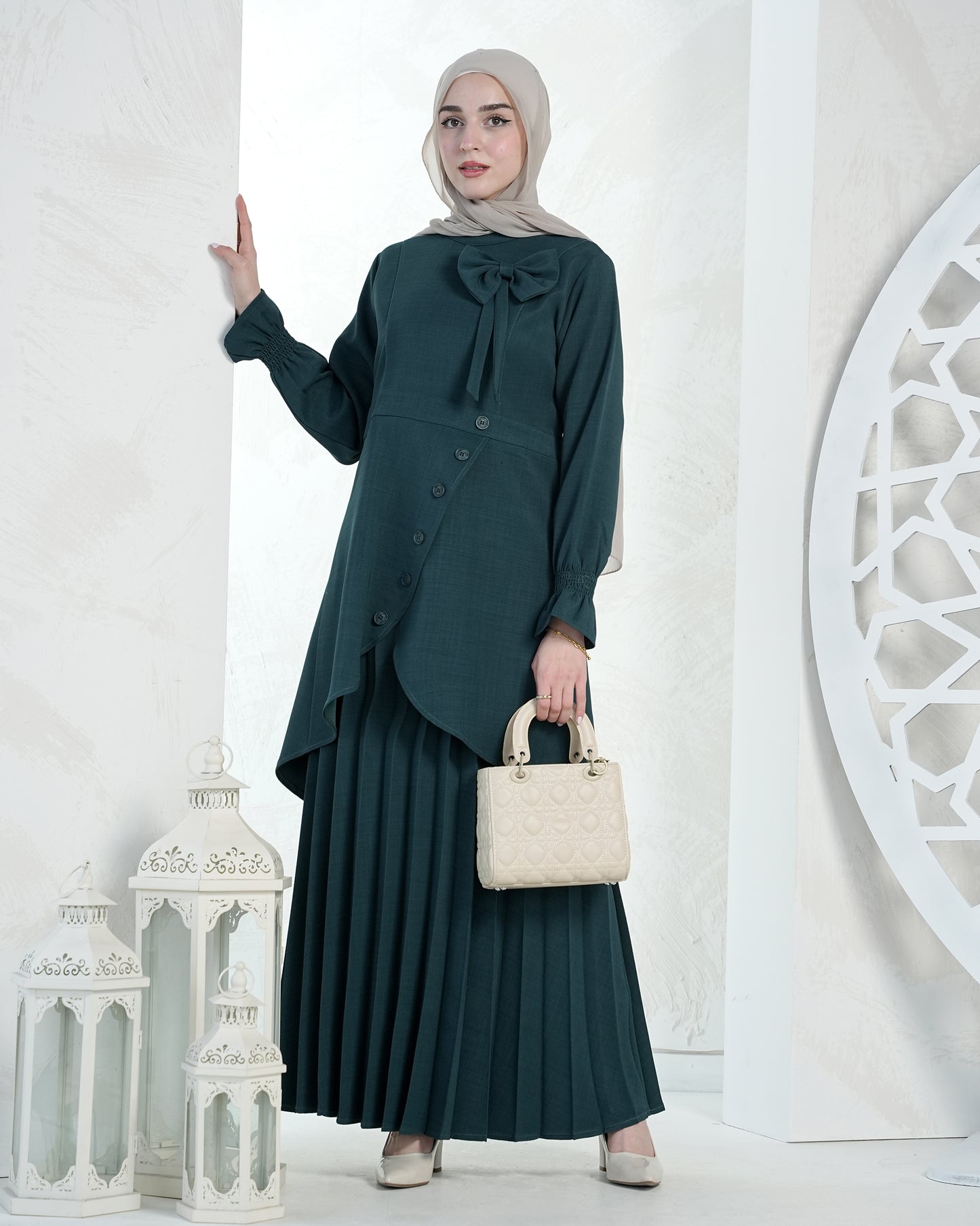 Elegant Two-Piece Pleated Skirt Set for Eid:10730