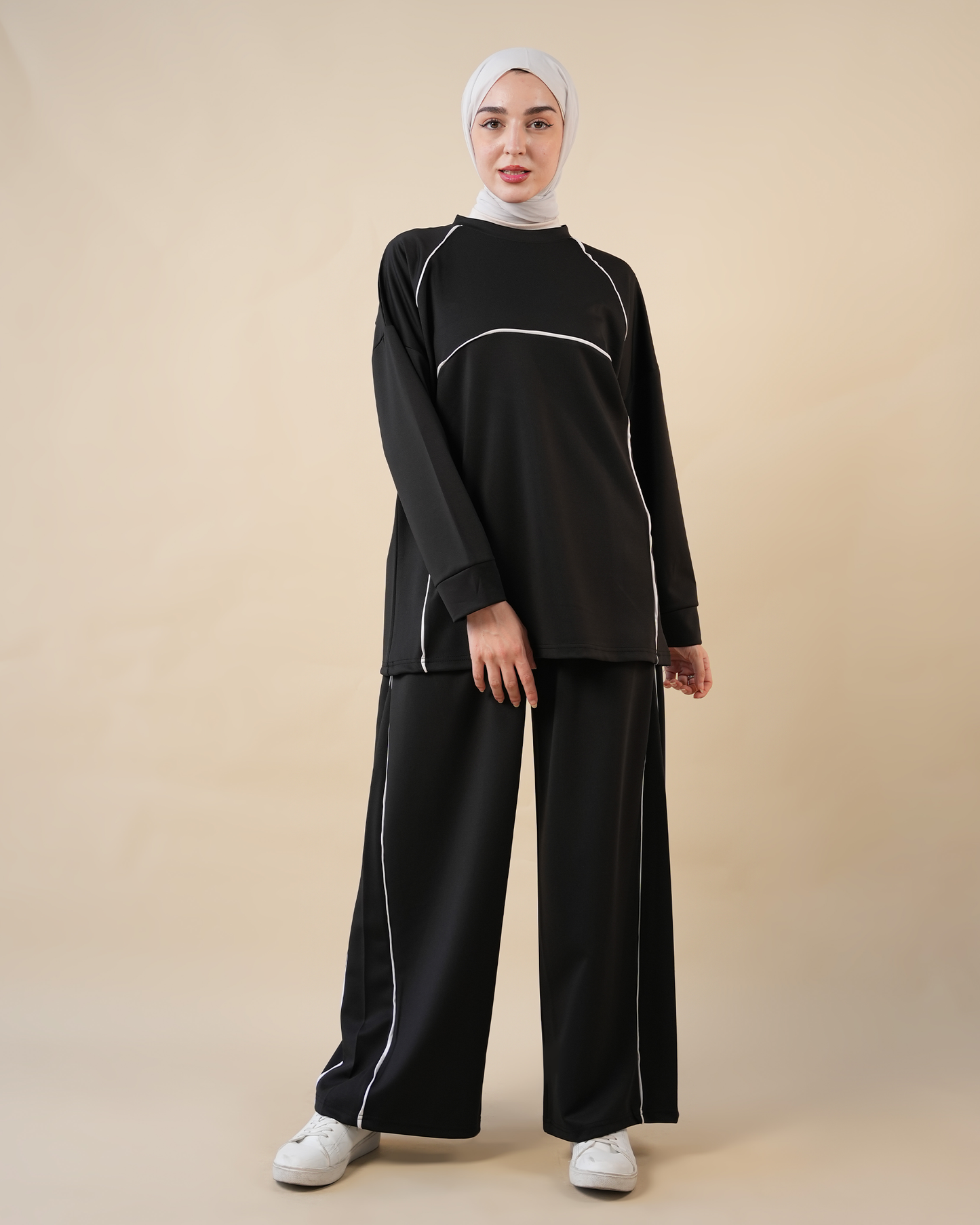 Practical and Loose-Fit Sportswear – Everyday Elegance & Comfort 7