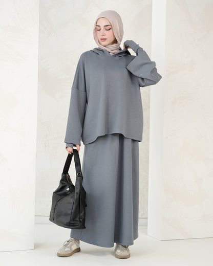 If you’re looking for modest and chic Ramadan wear or a comfortable and elegant outfit for iftar gatherings, this set is your perfect choice