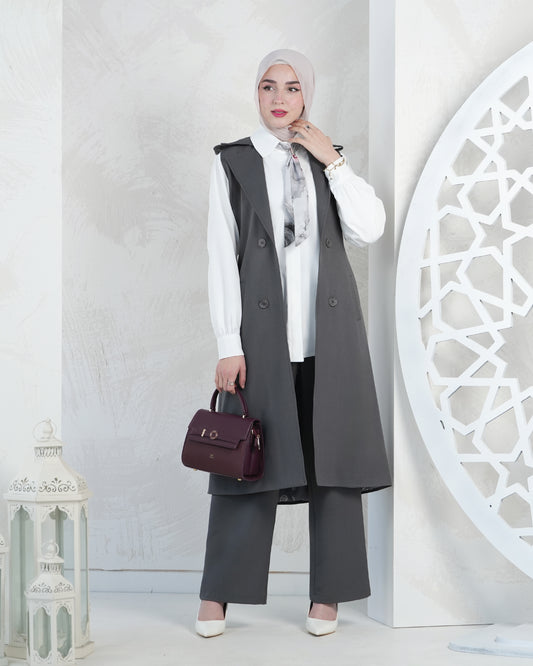 Elegant 3-Piece Modest Set with Long Vest – Perfect for Eid:10980