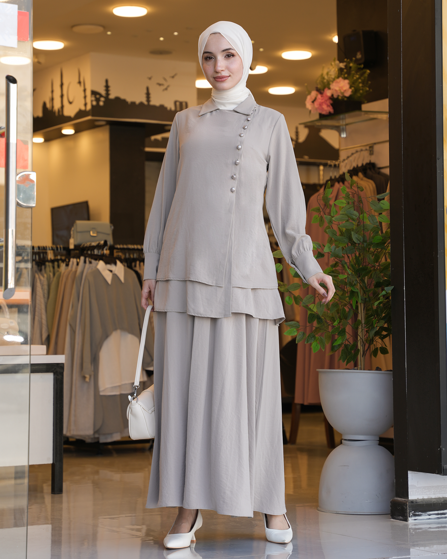 Elegant Skirt Set with Refined Details:9020