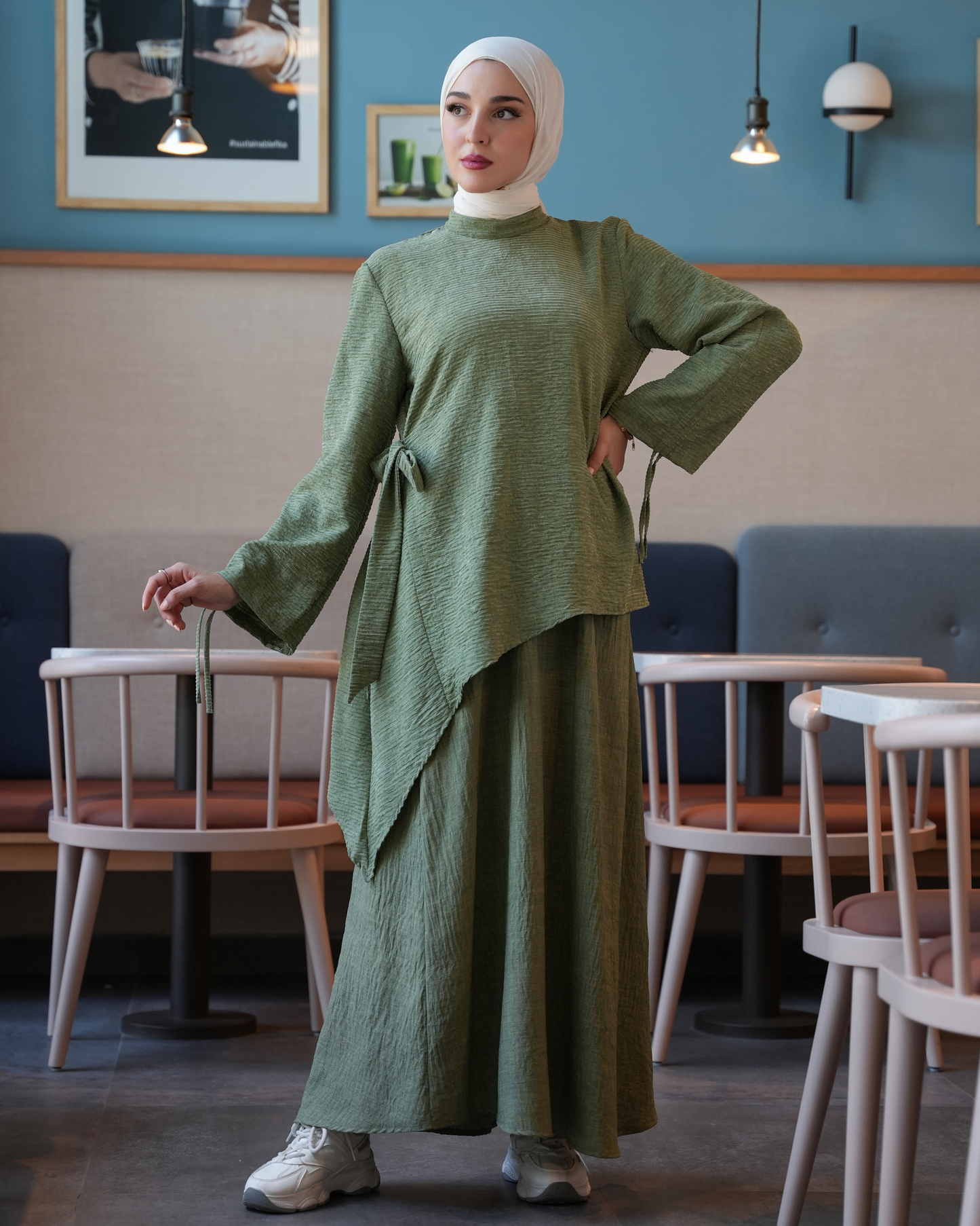 Elegant Two-Piece - 8570