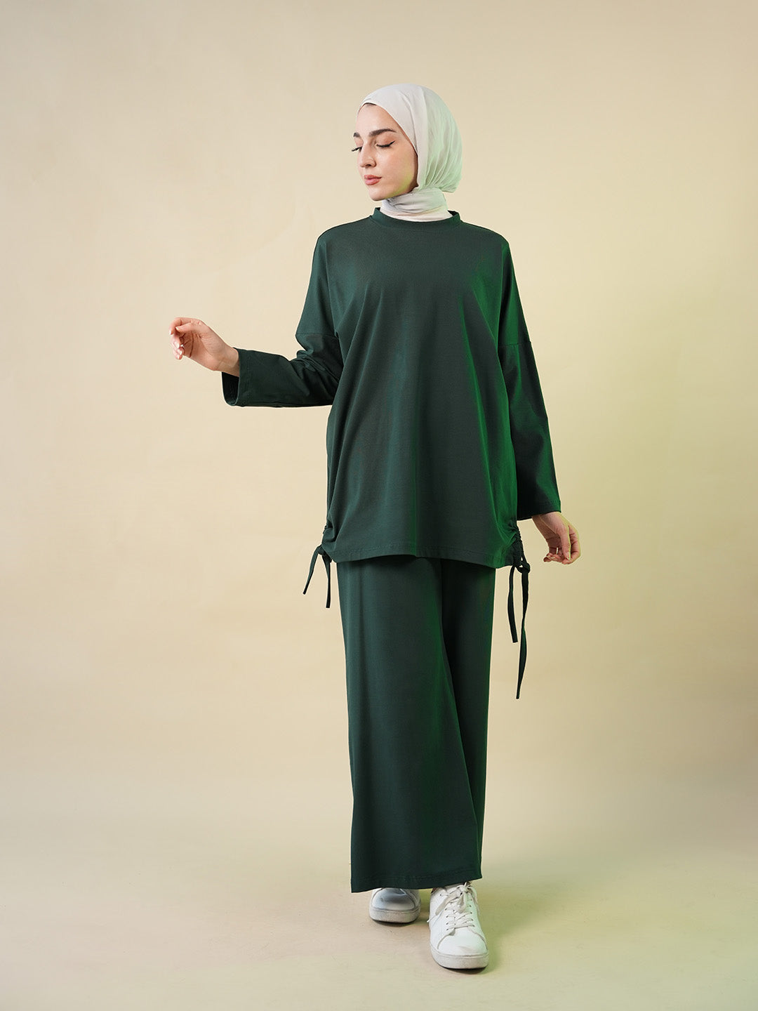 Practical and Loose-Fit Sportswear – Everyday Elegance & Comfort 6