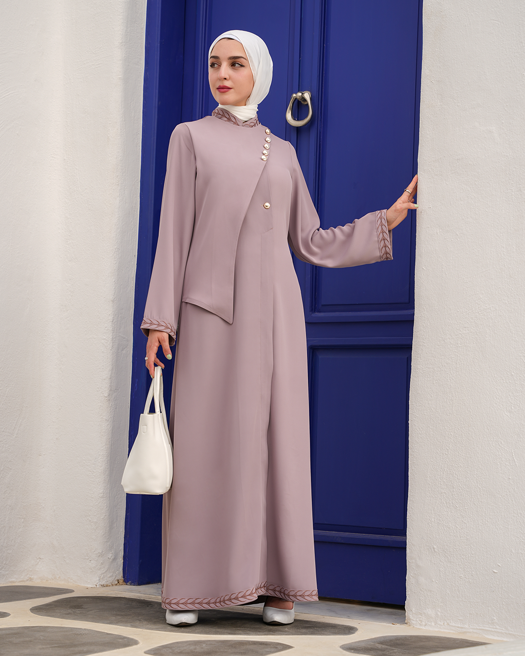 Elevate Your Style with our Elegant Jilbab 3890