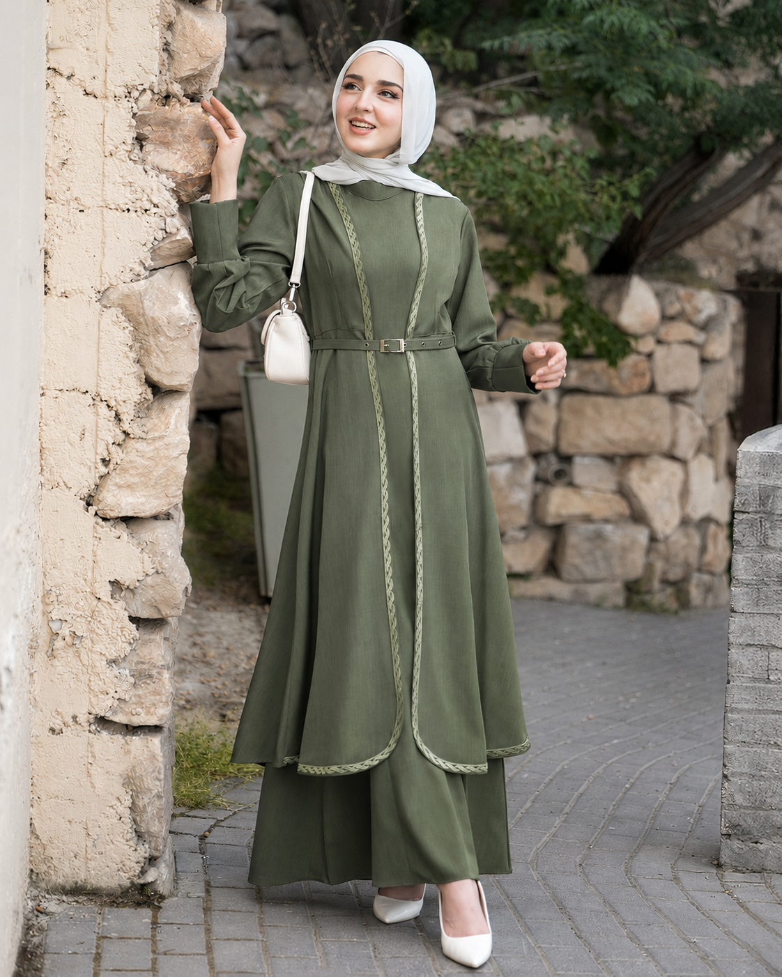 Elegant Set with Timeless Charm:11470