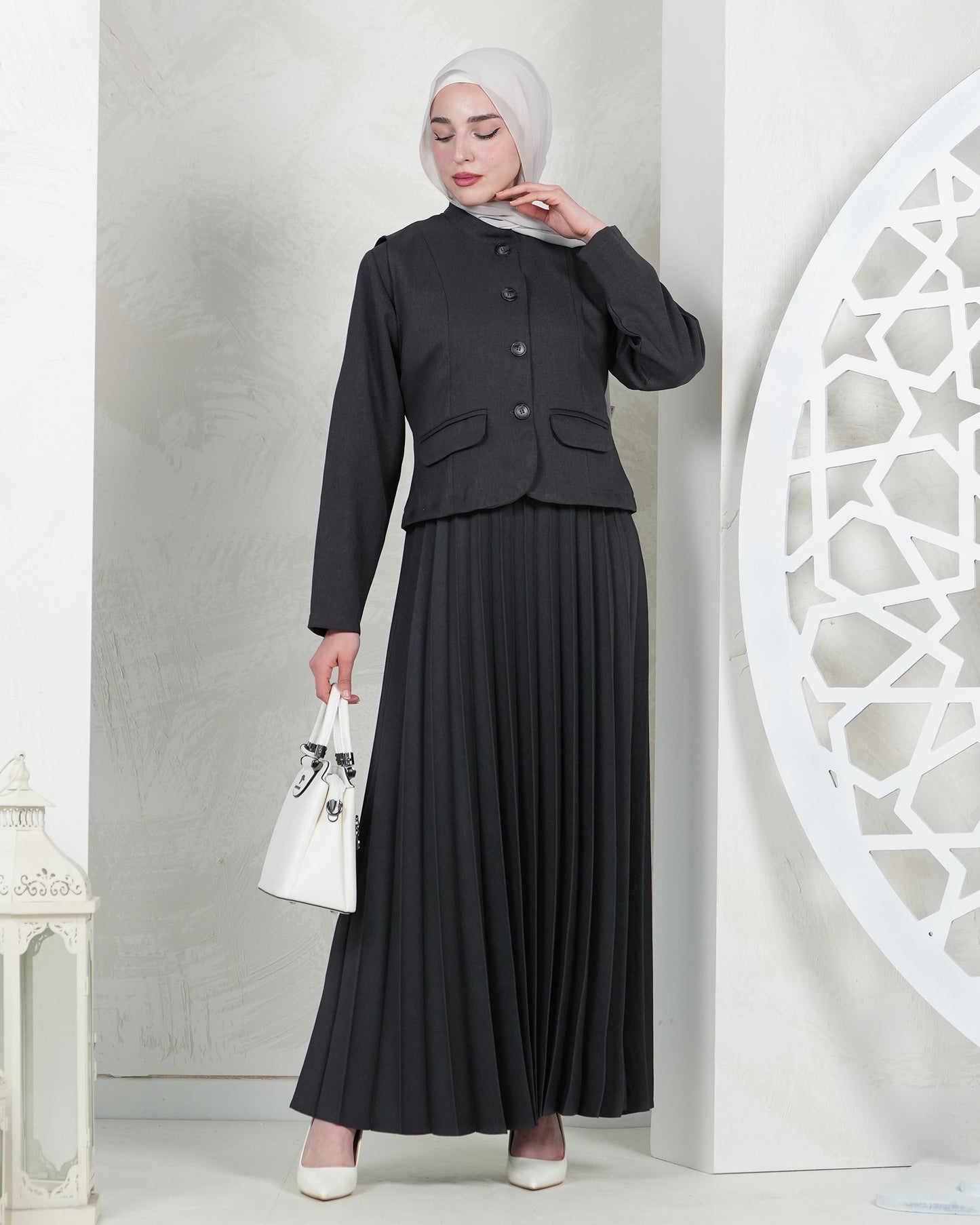 Elegant Pleated Dress Two-Piece Set:10960