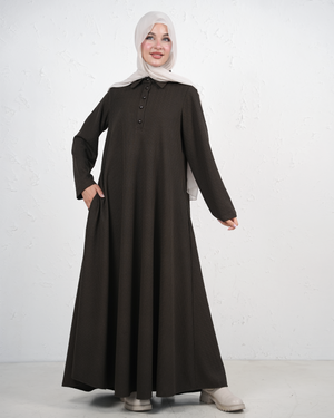 Flowy Maxi Dress with Shirt Collar and Front Buttons - Black